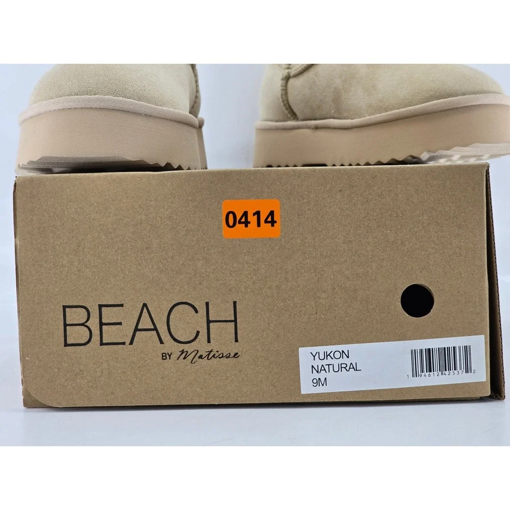 Beach by Matisse Yukon Platform Boots Womens Size 9M Natural Beige Faux Fur -NEW